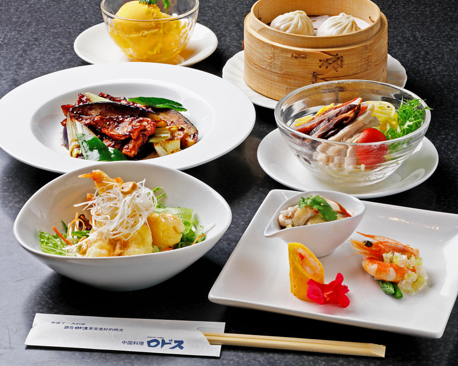 セットのお料理は季節ごとに変更いたします。