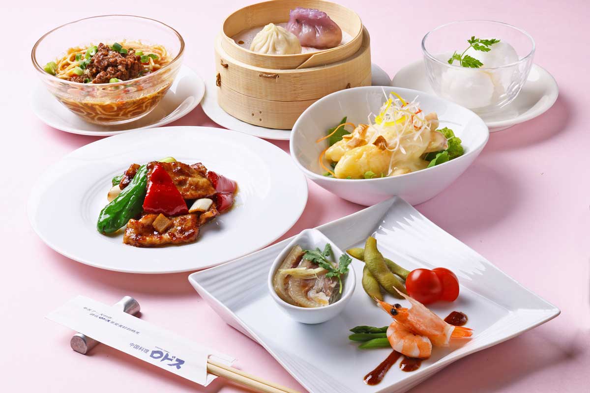 セットのお料理は季節ごとに変更いたします。